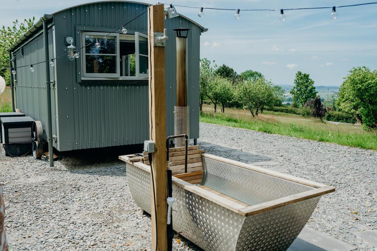 Blatchford Briar - Award Winning Private Shephards Huts With Their Own Secluded Hot Tubs Milton Abbot Buitenkant foto